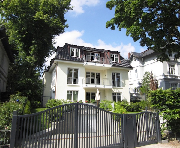 Zinshausverwaltung mit 3 Luxuswohnungen sowie Tiefgarage in Hamburg Othmarschen